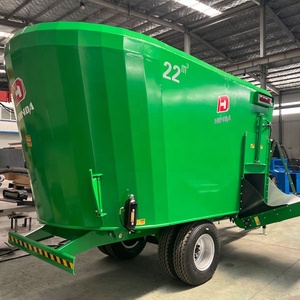PTO Self-Walking TMR Mixer Machinery 7-36cbm Forraje Ganado TMR Wagon Feed Mixer Machine Precio para la venta - Product Image 3