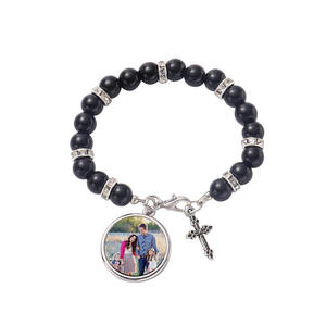 Décoration d'intérieur en gros : Bracelets tendance en verre et cristal, style Art Déco, avec croix religieuse, pour Pâques et mariages - Product Image 4