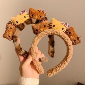 Nouveau bandeau en peluche léopard avec oreilles de chat de style européen et américain, mignon, pour femmes, en acétate, pour se laver le visage, le maquillage, bandeau pour enfants, nœud pour cheveux - Product Image 2