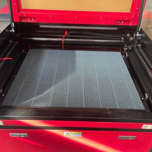 Vevor 80W 700*500mm CO2 Máquina de corte por láser Máquina de grabado láser de EE. UU. Y Europa Almacén 700X500 Láser - Product Image 6