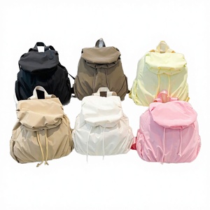 Nueva Mochila Impermeable de Nailon para Mujer, Gran Capacidad, para Viajes al Aire Libre, Acolchada, Colorida, con Diseños de Logotipos OEM, Bolsa de Almacenamiento - Product Image 2