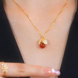 Titanium Steel Red Agate Necklace With Leaf Pendant For Women Clavicle Chain Gift Jewelry Fashion Pendant Necklaces - Product Image 3