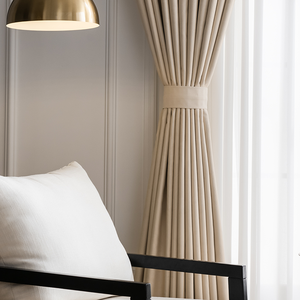 <span class=keywords><strong>Tende</strong></span> <span class=keywords><strong>oscuranti</strong></span> polverose della finestra dell'hotel della tenda europea di lusso <span class=keywords><strong>per</strong></span> la <span class=keywords><strong>camera</strong></span> <span class=keywords><strong>da</strong></span> <span class=keywords><strong>letto</strong></span> di casa - Product Image 2
