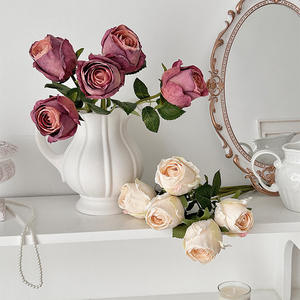 Bouquet de roses artificielles en soie, haute simulation, romantique et rêveuse, pour décoration de mariage et de salon - Product Image 2