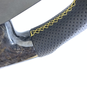 Volant en fibre d'arbone forgé pour Toyota Alphard/Vellfire 2011-2012/Toyota Crown 2013 - Product Image 4