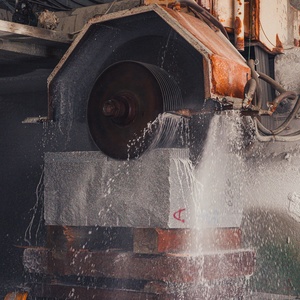 1600mm cánh tay duy nhất đa Lưỡi máy đá Máy cắt đá Granite khối cắt màu đỏ 1 Bộ sản phẩm được sử dụng với đá Granite 55Kw - Product Image 3