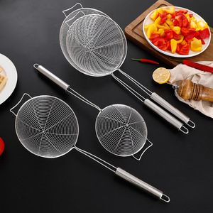 Ensemble d'égouttoirs en acier inoxydable 304 avec poignée pour nouilles, raviolis, fondue chinoise, friture, usage en cuisine - Product Image 1