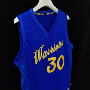 Camiseta de Baloncesto para Niños Golden State 2025/26, Número 30 #   Stephen Curry Verde 10 #   Butler, Impresión por Transferencia de Calor, 100% Poliéster - Product Image 2
