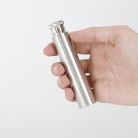 1oz Mini Golf Tube Hip Flask Keychain 30ml Flacon d'alcool à whisky en acier inoxydable avec bouton à oeillet Boucle pour cadeaux