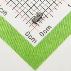 new&original BZX84-B8V2,215 SOT-23 Diodes Zener Diodes 250mW 8.2V 0.7uA - Product Image 1