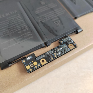 <span class=keywords><strong>Batterie</strong></span> d'ordinateur portable A1964 pour <span class=keywords><strong>Macbook</strong></span> <span class=keywords><strong>Pro</strong></span> 13 "A1989 Mid <span class=keywords><strong>2018</strong></span> 2019 Batteries de <span class=keywords><strong>remplacement</strong></span> - Product Image 3