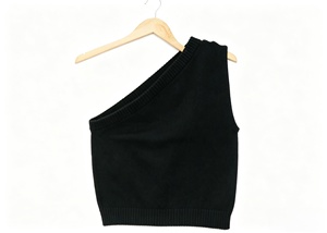 Débardeur en tricot asymétrique en coton certifié BCI, noir, à une épaule, sans manches - Product Image 2