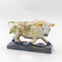Figurine de vache à cornes dorées, style artisanal folklorique, sculptée en résine époxy, pour salon, meuble TV, bureau, Noël, Halloween