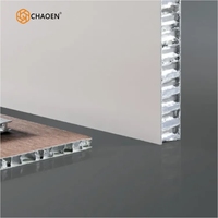 Panneau en nid d'abeille en aluminium ignifuge haut de gamme moderne prix d'usine échantillon gratuit matériaux de construction pour la finition de la maison