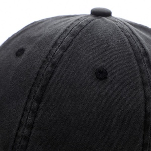 High Quality 6 Panel Black Custom Logo Casual Curved Brim Men's Vintage Cap 100% Cotton Metal Buckle - Product Image 4