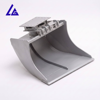 Godet rotatif pour excavatrice 360° °   Bêche rotative hydraulique pour le nivellement, la finition des pentes et le creusement de fossés, certifiée CE