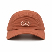 Gorra de Running de 5 Paneles con Detalles Reflectantes, Tejido Transpirable para Exteriores, Ajuste con Cordón Elástico, Marca Privada