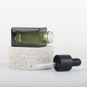Flacone Contagocce in Vetro Quadrato <span class=keywords><strong>Verde</strong></span> da 5ml 10ml 15ml 30ml per Oli Essenziali <span class=keywords><strong>e</strong></span> Sieri per la Cura della Pelle con Testa in Gomma Nera, Disponibile all'Ingrosso - Product Image 3