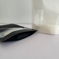 Pochettes de sac debout à fenêtres ouvertes noires sac autoportant en plastique pour sacs d'emballage d'assaisonnement alimentaire épices nourriture personnalisée