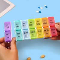 NBBLUESKY Boîte à pilules à capsules en plastique portable ouverte promotionnelle personnalisée Boîtes à pilules double hebdomadaire 7 jours Boîtes de stockage de pilules