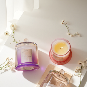 Frascos de velas de lujo de cera de soja ecológicos con tapas y embalaje personalizado Tarro de vidrio de aroma personalizable Velas perfumadas naturales - Product Image 1