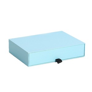Boîtes cadeaux personnalisées Red Radiance, forme de livre à couvercle magnétique, emballage haut de gamme, petites commandes, fabrication Zhejiang - Product Image 2