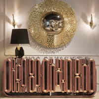 Buffet de cuisine moderne personnalisable, meuble de rangement de luxe avec finition laquée noire brillante et feuille de cuivre