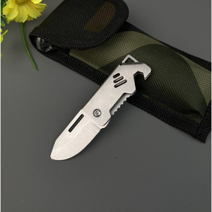 Cuchillo plegable de acero inoxidable para exteriores, diseño compacto, mini cuchillo afilado para supervivencia y uso diario. - Product Image 3