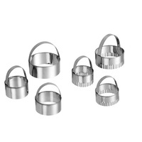 Ensemble de moules à biscuits et à biscuits en acier inoxydable de 3 pièces en métal pour la cuisson de la pâte.