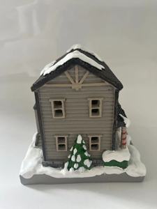 Stock de fábrica, luz LED, casa de pueblo navideño, nuevo diseño, decoración del hogar, patrón, recuerdo pintado - Product Image 6