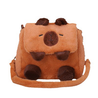 Sac à dos en peluche Yuku Capybara en gros avec rembourrage en coton PP, design poupée griffe de dessin animé et grande capacité