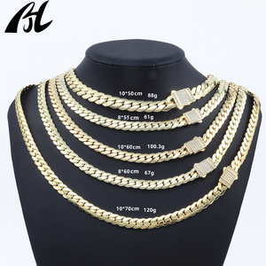 Cadena Cubana de Oro L-628, Elegante y Resistente, Peso Seleccionable de 61g a 120g y Varias Anchoes/Largos, Chapado en Oro Sólido, Accesorio Premium para Hombre - Product Image 1