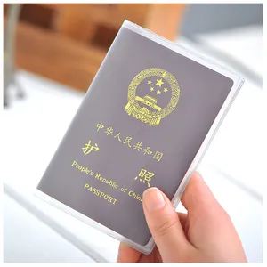 Großhandel Custom Logo Wasserdicht Family Travel Kunststoff Transparent Clear Passport Card Cover Pvc Pass halter