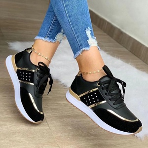 Zapatos Deportivos Casuales para Mujer, Estilo Walking, Tallas Grandes 35-43, Suela Gruesa, Nuevos, Venta al Por Mayor de Fábrica Y - Product Image 1