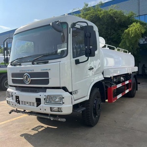 Camión Cisterna de Agua Dongfeng 4x2 de 15m3 a Precio de Fábrica, Camión Cisterna con Aspersor de Agua en Venta - Product Image 3