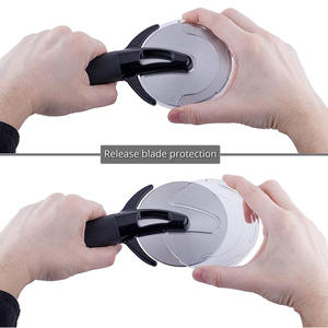 Proveedor OEM, Nuevo Producto al por Mayor, Cortador de Pizza de Acero Inoxidable de Alta Calidad con Cubierta Protectora - Product Image 6
