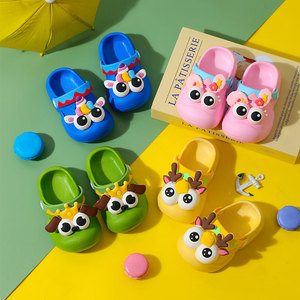 Chaussons d'été pour enfants, sandales de plage, chaussons pour enfants, chaussons en PVC antidérapants à motifs de dessins animés pour garçons et filles - Product Image 3