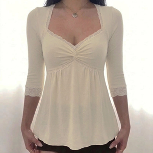 Blusa Elegante de Encaje con Cuello en V y Detalle Trenzado para Mujer, Estilo Babydoll, Corte A, Efecto Adelgazante - Product Image 2