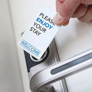 Venta directa de fábrica Tarjeta llave de hotel de PVC personalizada 125KHz TK4100 con Mini etiqueta para negocios de membresía y pago Modelo ISO - Product Image 4