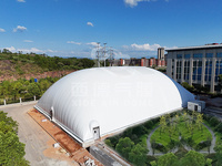 Dôme de gymnastique en PVC personnalisé à haute visibilité Promotion efficace des équipes de sports d'intérieur avec conception de marque Air Dome
