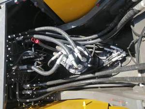 Excavatrice Volvo EC210 d'occasion, moteur Cummins, robuste, grande capacité, excavatrices coréennes en stock - Product Image 5