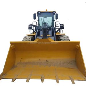 Chargeuse sur pneus d'occasion en excellent état, moteur Cat ZL 50GN, faible prix, capacité nominale de 5 tonnes, modèle 2023, testée et inspectée, puissance de 162W - Product Image 1