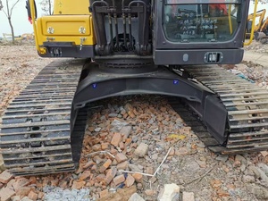 Excavatrice sur chenilles Volvo EC220 d'occasion, 22 tonnes, haute performance, économique, composants essentiels (moteur, pompe), modèle 2022-2024, testée - Product Image 3