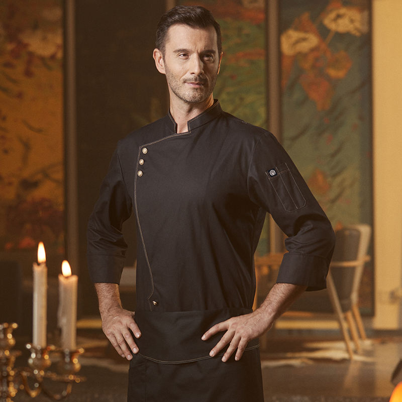 แขนยาวสีดำด้านบน