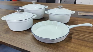 Ensemble de 4 casseroles en fonte durable avec revêtement émaillé, résistant aux éclats, ensembles de casseroles hollandaises - Product Image 6