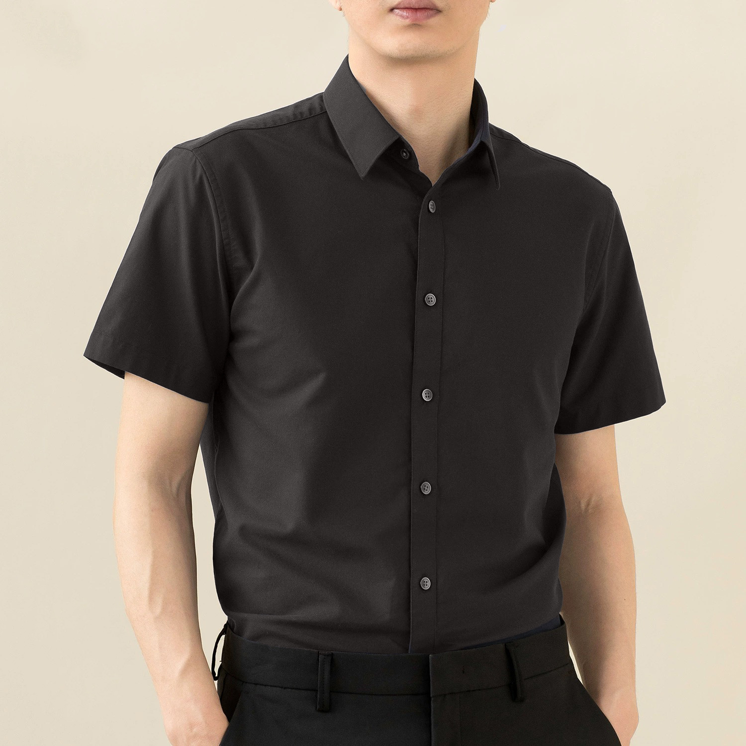 Black (short sleeve)