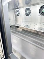 Réfrigérateur à boissons commercial à 3 portes vitrées en acier inoxydable, sans givre, avec plage de température de 2 à 8 °C, pour bars et restaurants
