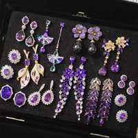Boucles d'oreilles tendance en laiton plaqué or 18 carats avec zircon violet en forme de fleur et pompon, bijoux de luxe légers haut de gamme pour femmes