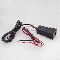 Spezieller USB-Halter für Nissan mit Quick Charge 3.0 und USB-Verlängerung kabel QC3.0 AUDIO Data Tansmit