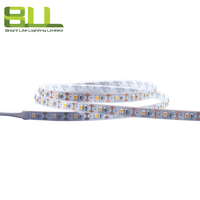 Une Led une coupe SMD 2835 60leds par mètre 3000K led bande lumineuse pour les escaliers couloirs chambres décoration